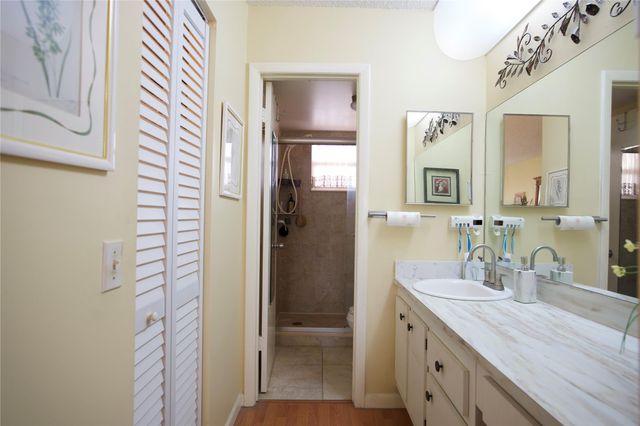 6670 Royal Palm Blvd 308k, Margate, FL 33063