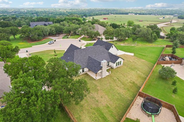 1284 Ambrose DR, Salado, TX 76571
