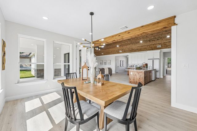 1284 Ambrose DR, Salado, TX 76571