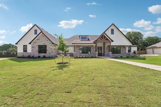 1284 Ambrose DR, Salado, TX 76571
