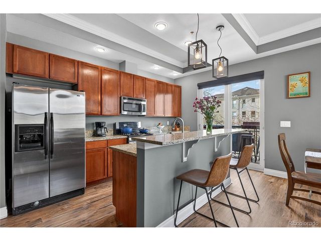 1700 N Emerson St 302, Denver, CO 80218