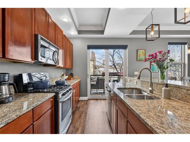 1700 N Emerson St 302, Denver, CO 80218