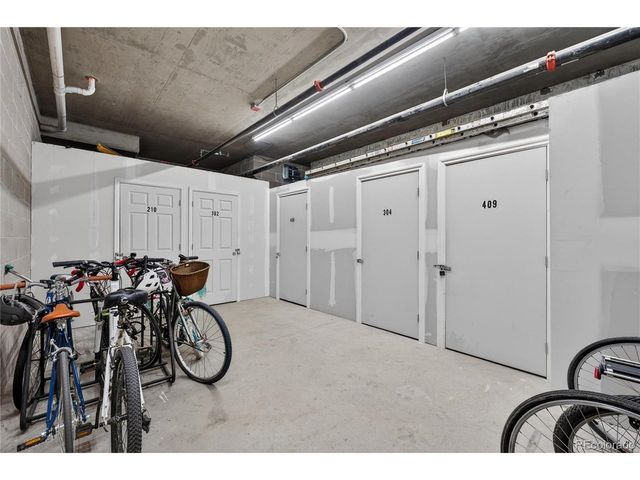 1700 N Emerson St 302, Denver, CO 80218