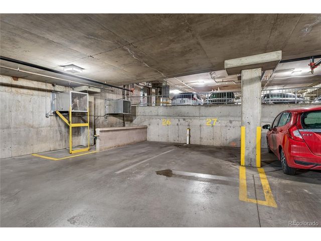 1700 N Emerson St 302, Denver, CO 80218