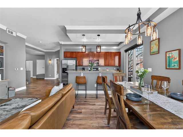 1700 N Emerson St 302, Denver, CO 80218