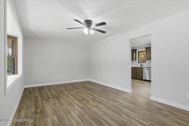 621 BELMONT STREET, Jefferson City, MO 65109