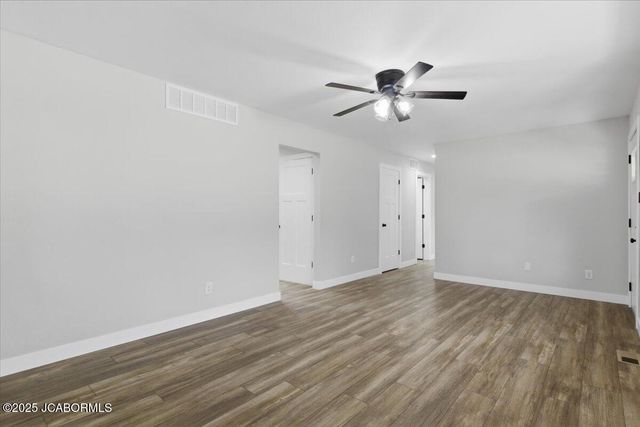 621 BELMONT STREET, Jefferson City, MO 65109