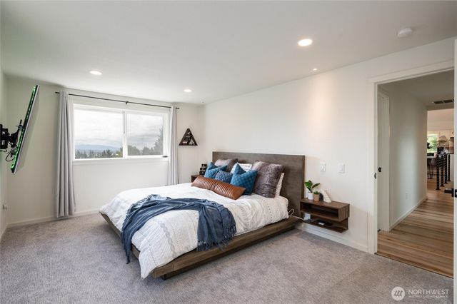 2433 Crestline Street, Ferndale, WA 98248