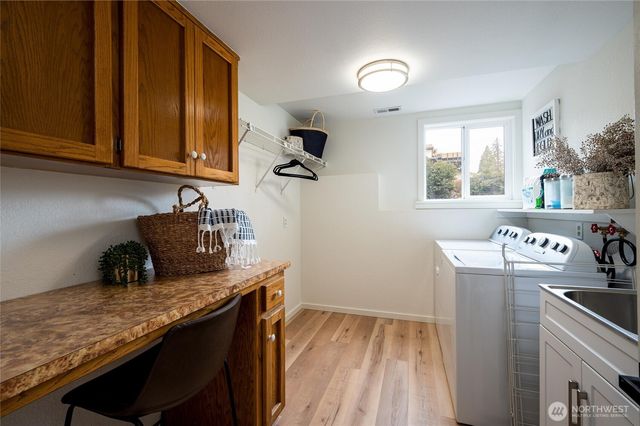 2433 Crestline Street, Ferndale, WA 98248