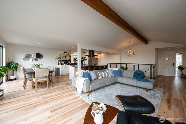 2433 Crestline Street, Ferndale, WA 98248