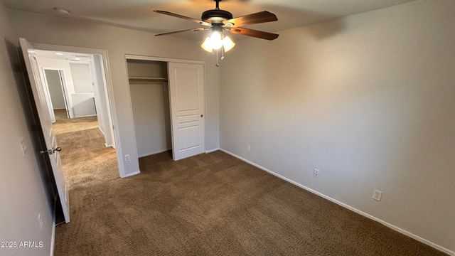 3805 E SANTA FE Lane, Gilbert, AZ 85297