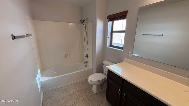 3805 E SANTA FE Lane, Gilbert, AZ 85297