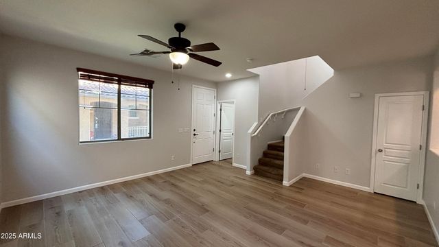 3805 E SANTA FE Lane, Gilbert, AZ 85297