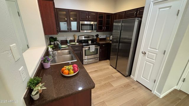 3805 E SANTA FE Lane, Gilbert, AZ 85297