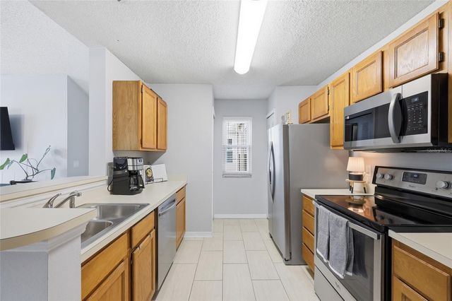 682 YOUNGSTOWN PARKWAY 330, Altamonte Springs, FL 32714