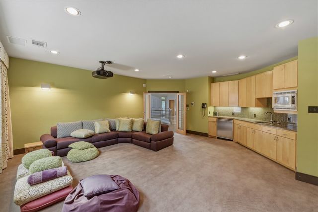2607 Hemingway Drive, Arlington, TX 76006