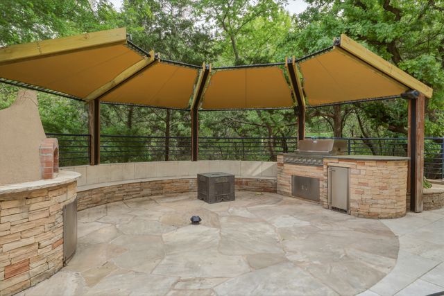 2607 Hemingway Drive, Arlington, TX 76006