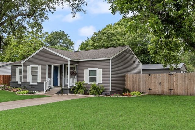313 Grace Lane, Terrell, TX 75160