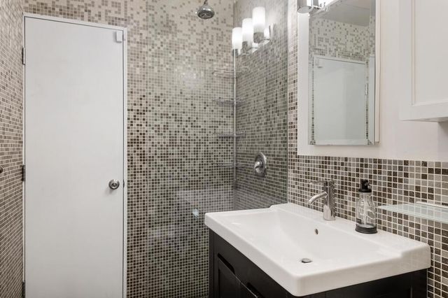 3735 E Camino San Simeon, Palm Springs, CA 92264