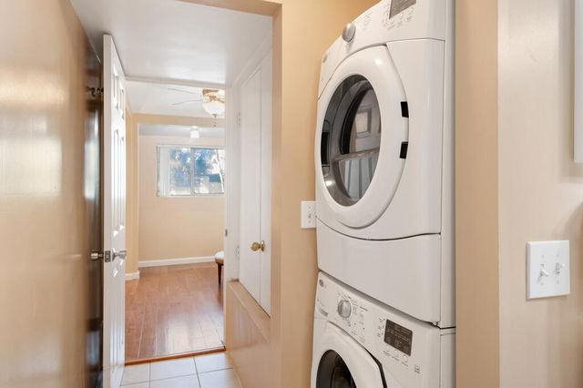 3735 E Camino San Simeon, Palm Springs, CA 92264