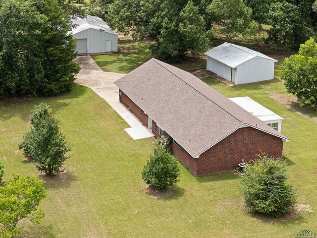 4898 W CR 4132, Henderson, TX 75652