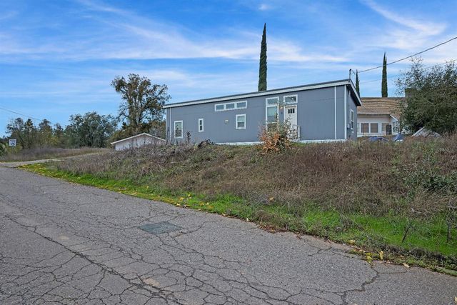 9 Raggio Rd, Jackson, CA 95642
