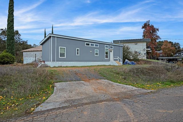 9 Raggio Rd, Jackson, CA 95642