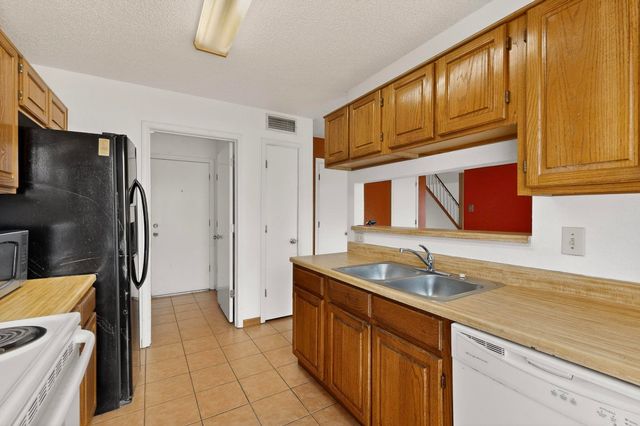 710 Snapdragon Trail, Mesquite, TX 75149