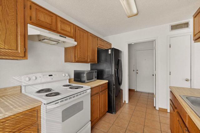 710 Snapdragon Trail, Mesquite, TX 75149