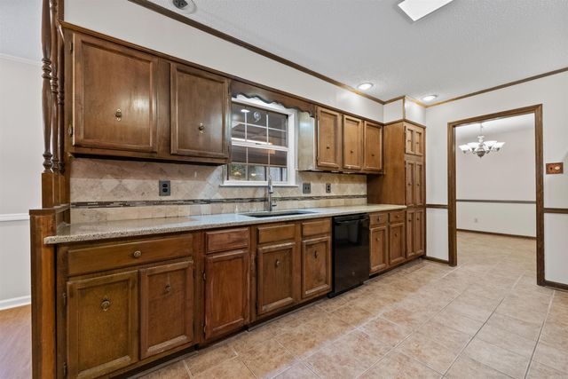 7 Dove Creek Circle, North Little Rock, AR 72116