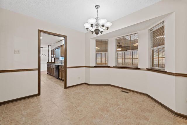 7 Dove Creek Circle, North Little Rock, AR 72116