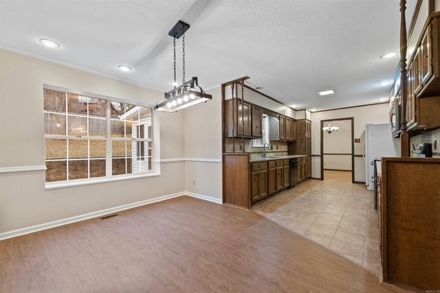 7 Dove Creek Circle, North Little Rock, AR 72116