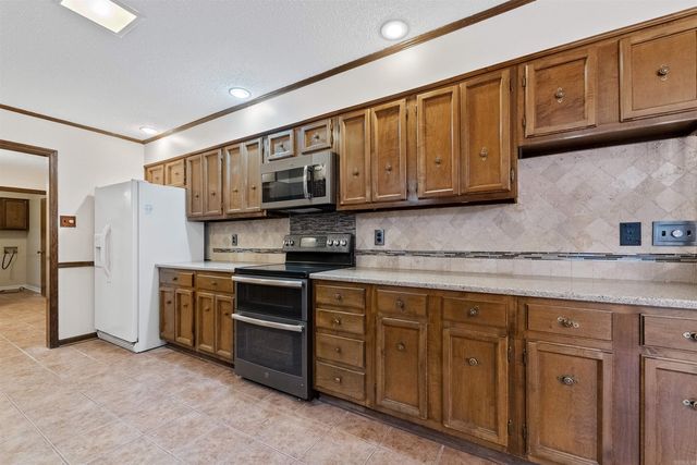 7 Dove Creek Circle, North Little Rock, AR 72116