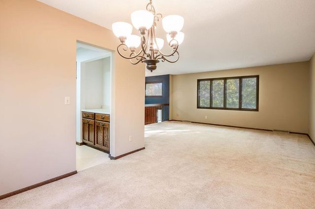 7585 Lanewood Lane N, Maple Grove, MN 55311