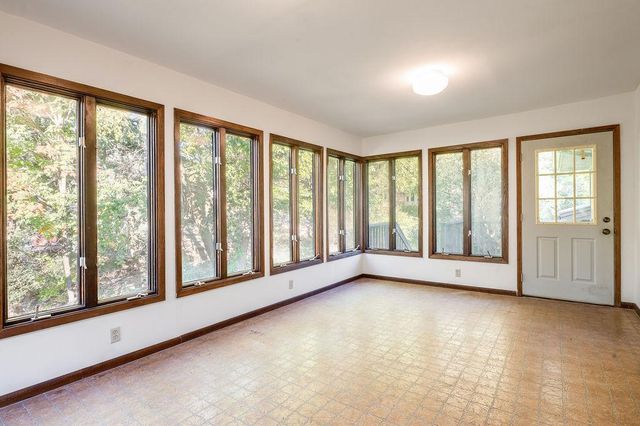 7585 Lanewood Lane N, Maple Grove, MN 55311