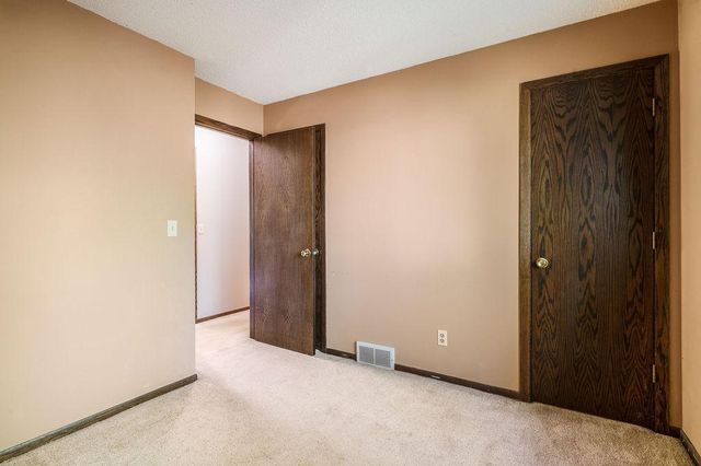 7585 Lanewood Lane N, Maple Grove, MN 55311