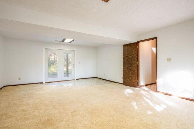 7585 Lanewood Lane N, Maple Grove, MN 55311