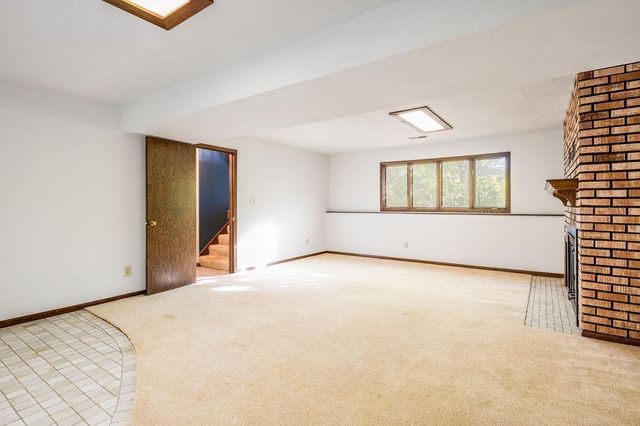 7585 Lanewood Lane N, Maple Grove, MN 55311