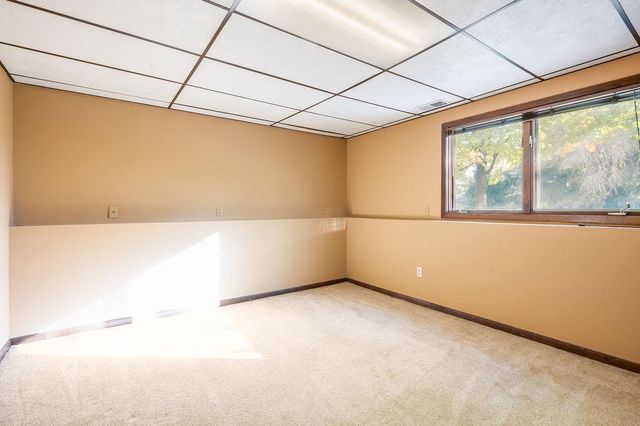 7585 Lanewood Lane N, Maple Grove, MN 55311