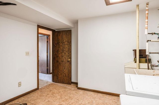 7585 Lanewood Lane N, Maple Grove, MN 55311