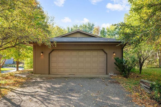 7585 Lanewood Lane N, Maple Grove, MN 55311