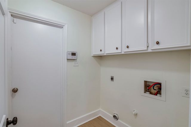 2703 Partridge Avenue, Arlington, TX 76017