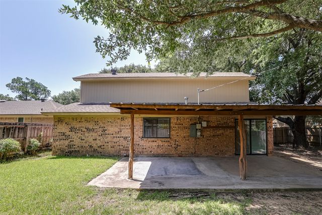 2703 Partridge Avenue, Arlington, TX 76017