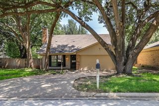 2703 Partridge Avenue, Arlington, TX 76017