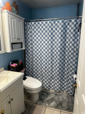 1604 Tam O Shanter Lane, Kokomo, IN 46902