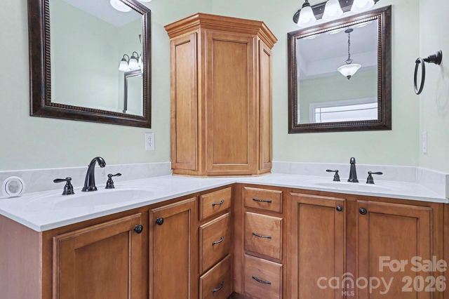 170 Saint James Way, Salisbury, NC 28147