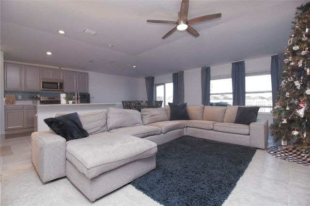 148 PINEYWOODS STREET, St Cloud, FL 34772