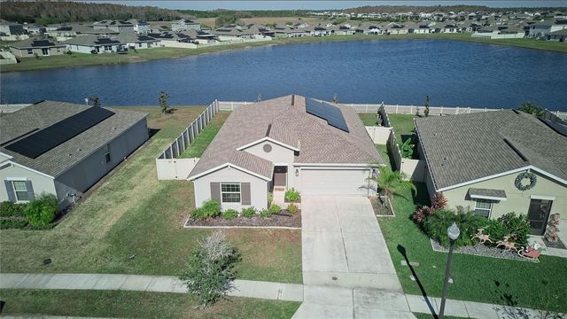 148 PINEYWOODS STREET, St Cloud, FL 34772