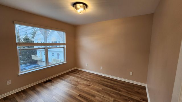 1545 Cass Lake Road 6, Keego Harbor, MI 48320