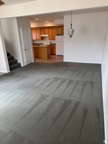 7237 S BRITTANY TOWN DR, West Jordan, UT 84084